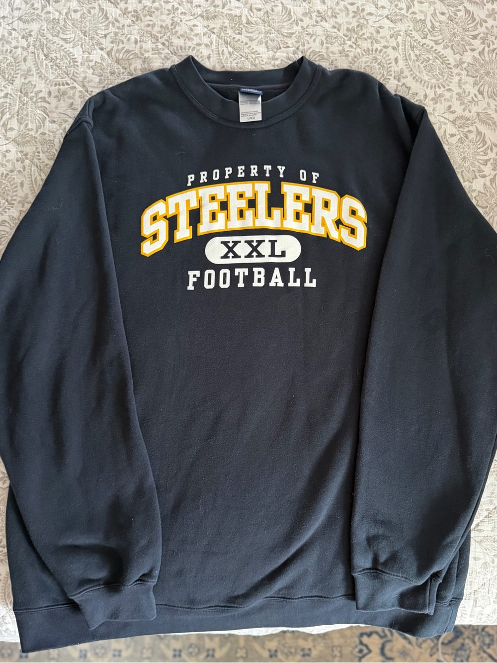 NFL ClassicReebok Black Crewneck Sweatshirt with Yellow & White Steelers Graphic
